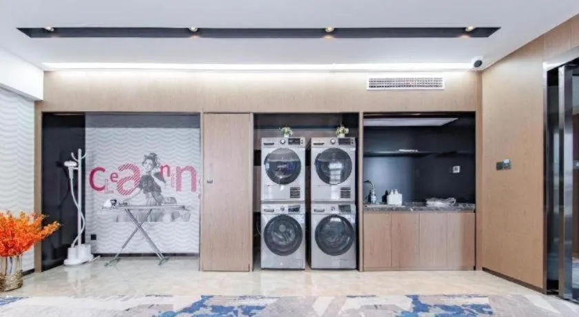 Echarm Hotel Wuhan Keting Polar Ocean World