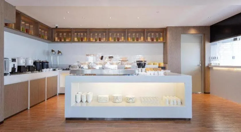 Echarm Hotel Wuhan Keting Polar Ocean World