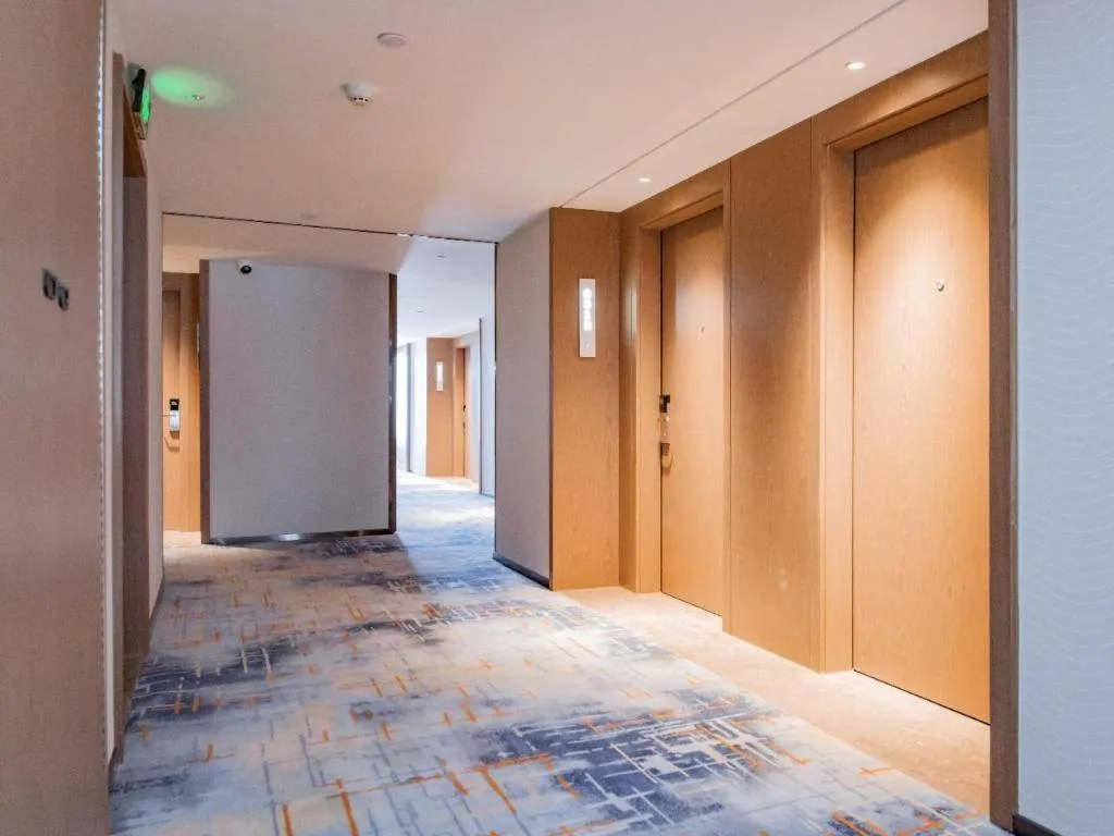 Echarm Hotel Wuhan Keting Polar Ocean World