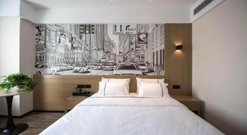 Bed in City Comfort Inn Ezhou Wuyue Plaza