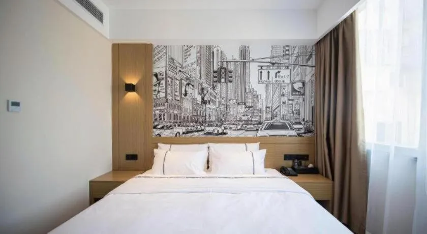 Bed in City Comfort Inn Ezhou Wuyue Plaza