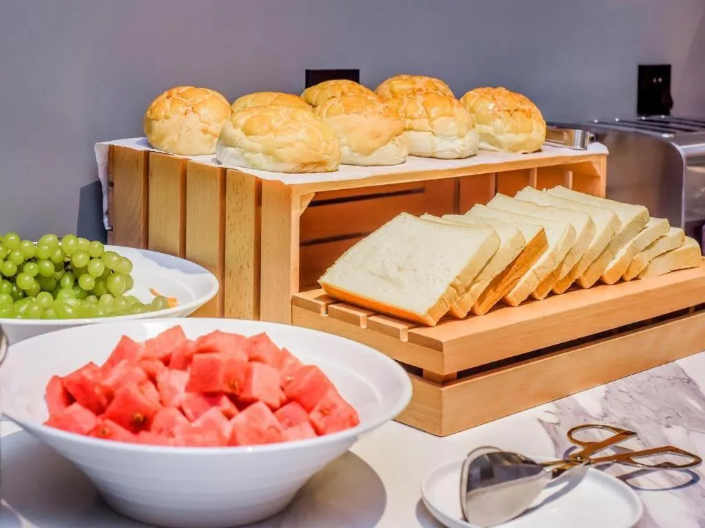 Borrman Hotel Wanning Wenming Road High-speed Railway Station