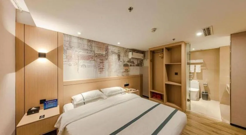 Bed in City Comfort Inn Beijing Capital Airport Shunyi Metro Station