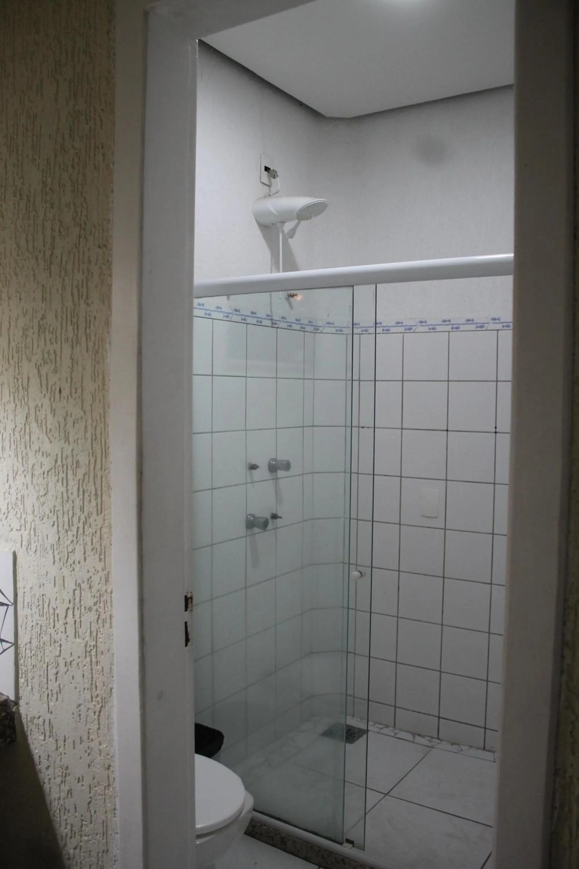 Shower in Hotel Brisa da Costa