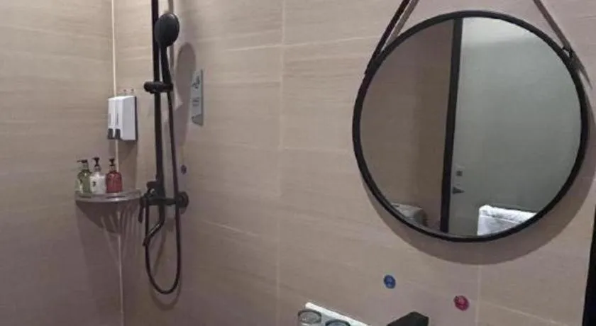 Borrman Hotel Guangzhou Xinshi Baixin Plaza Qifu Road