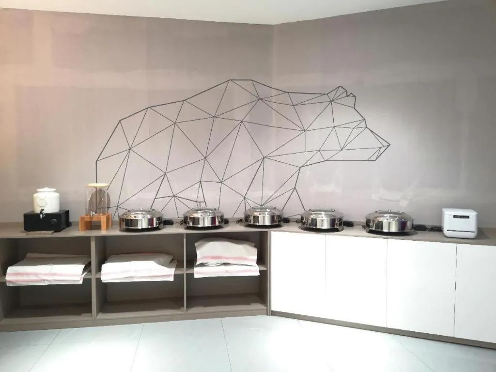 Borrman Hotel Heyuan Wanlvhu Railway Station