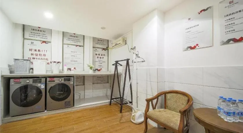 Borrman Hotel Heyuan Wanlvhu Railway Station