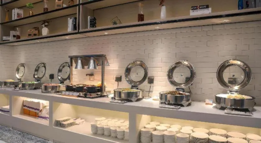 Echarm Hotel Wuhan Gaotie Jianshe 2nd Road Metro Exit