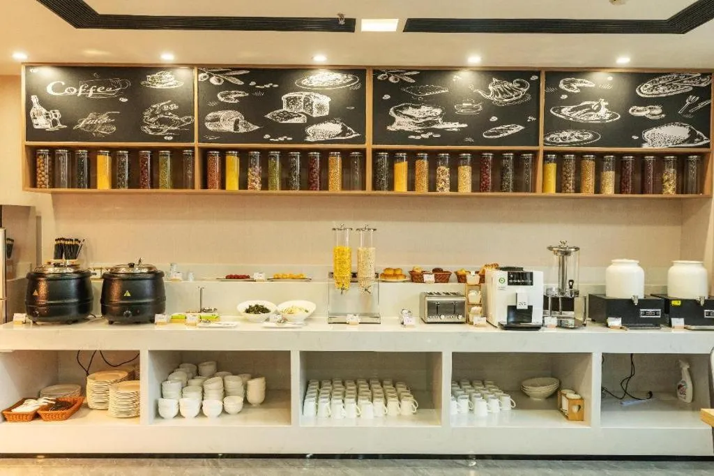 Borrman Hotel Zoucheng Huamaowan Mall