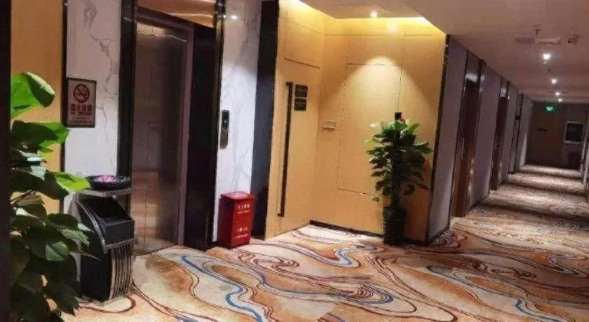 Borrman Hotel Nanning Anji Passenger Station Xijin Metro Station