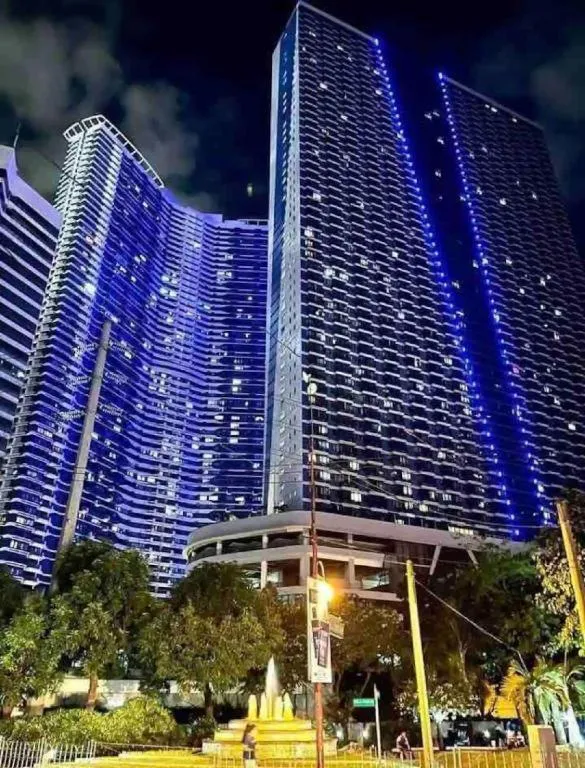 Staycations Up Above 4 Modern 1BR @ Air