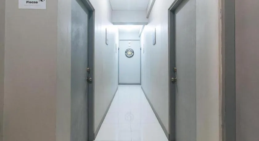 RedDoorz @ P3K Suites Manila