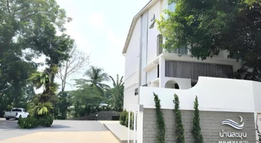 Nanlamoon Hotel