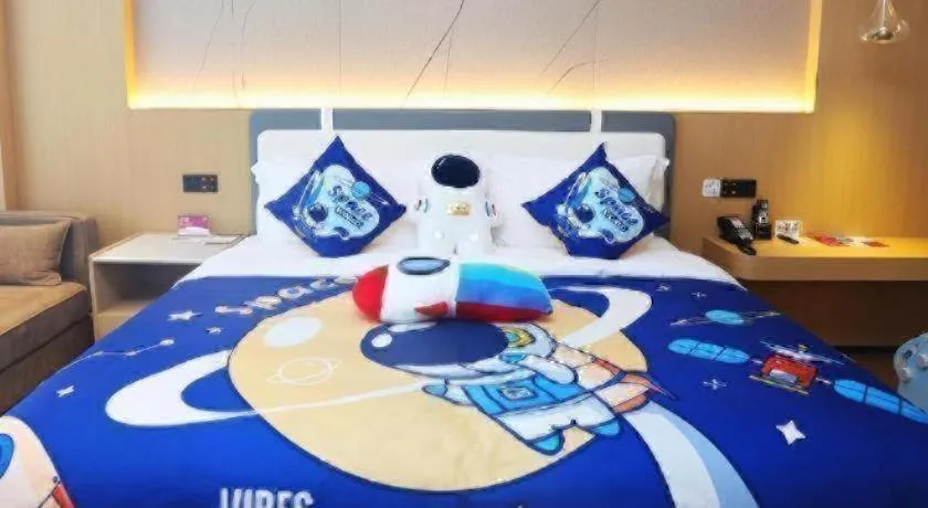 Bed in Ramada Encore by Wyndham Jinan Shanghe