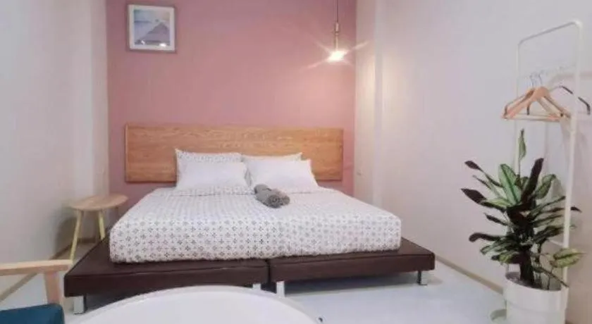 Bed in 7 Class Pool Villa