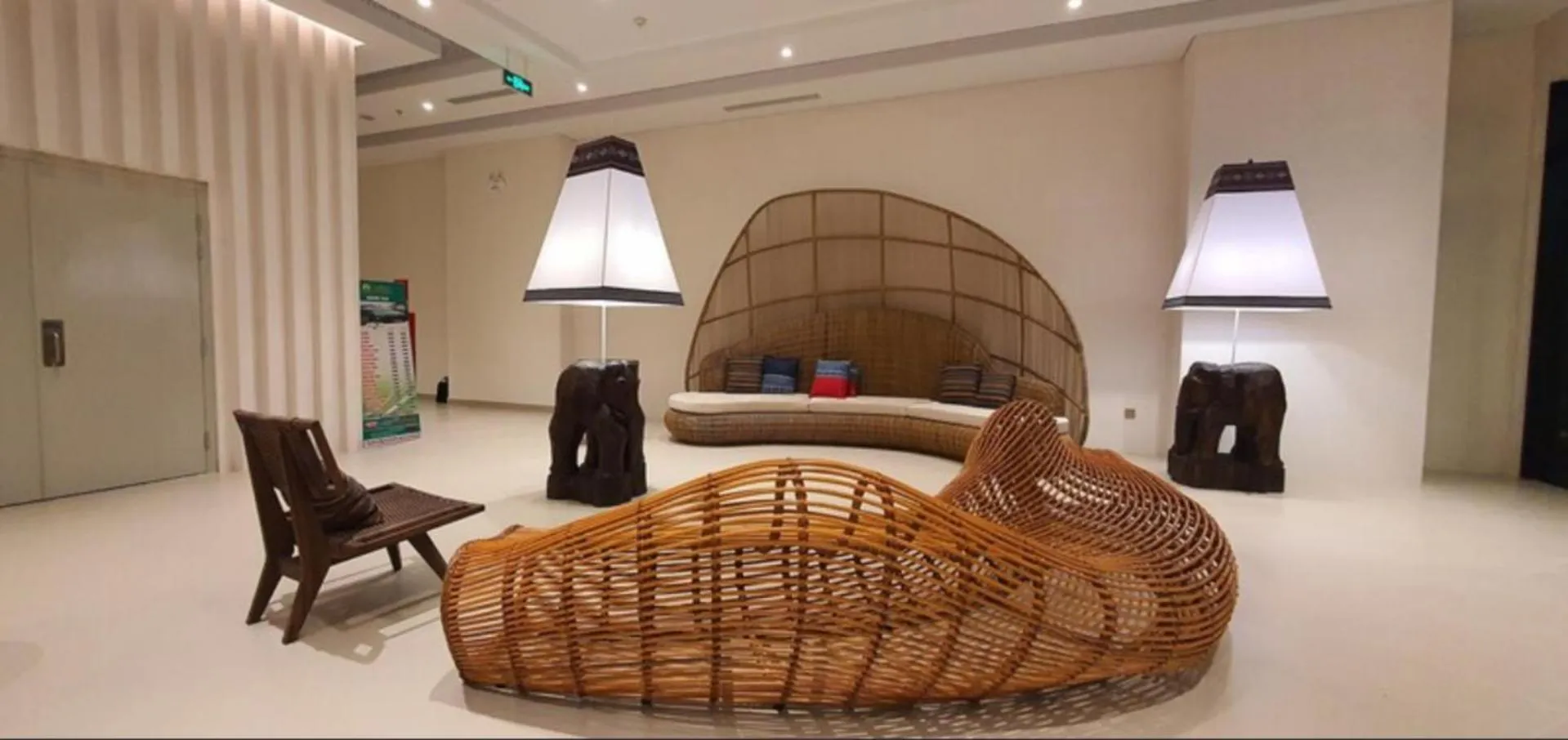 Communal lounge/ TV room in Apec Mandala Hotel & Apartment Tuy Hòa