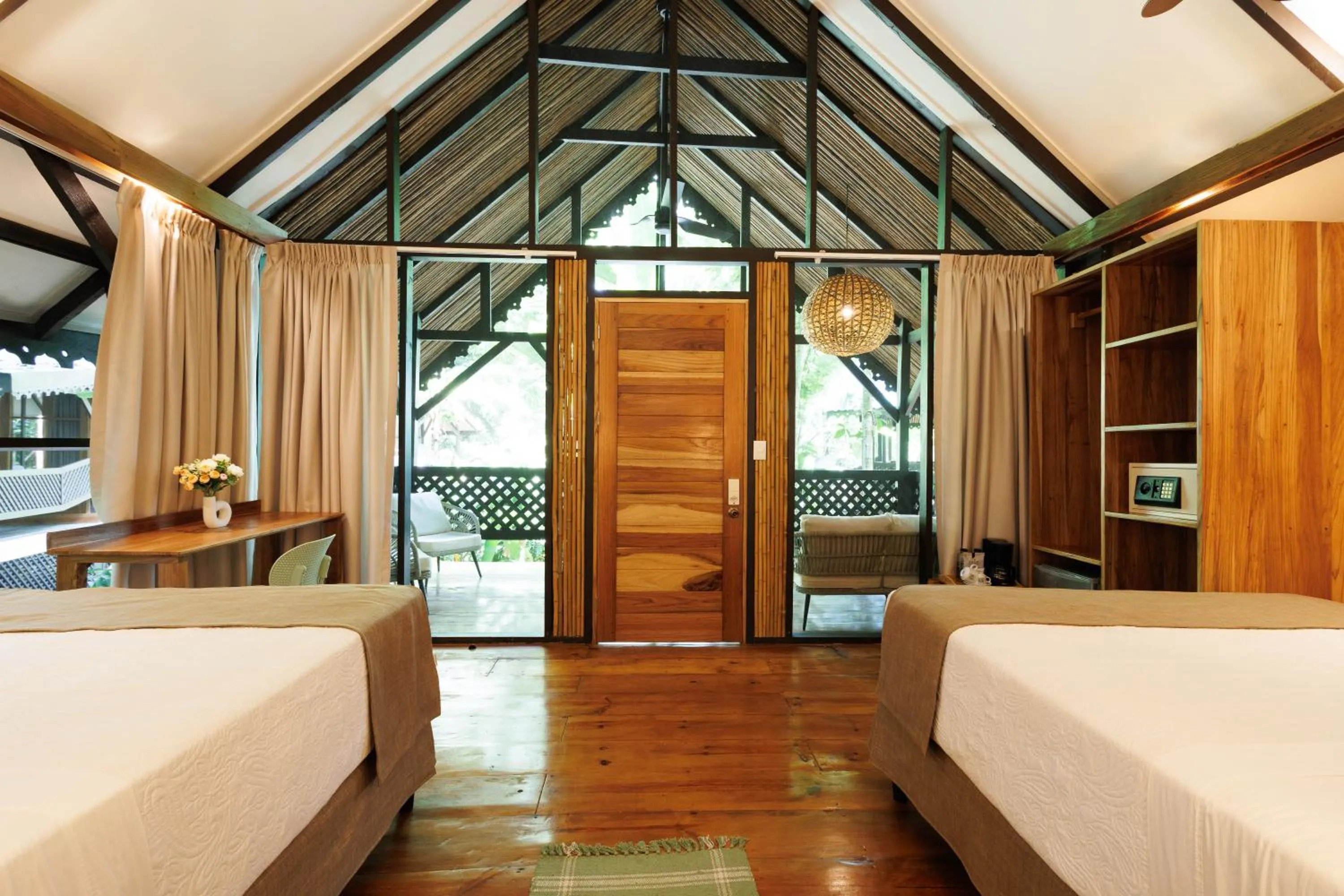 Bed in Almonds & Corals Boutique Hotel