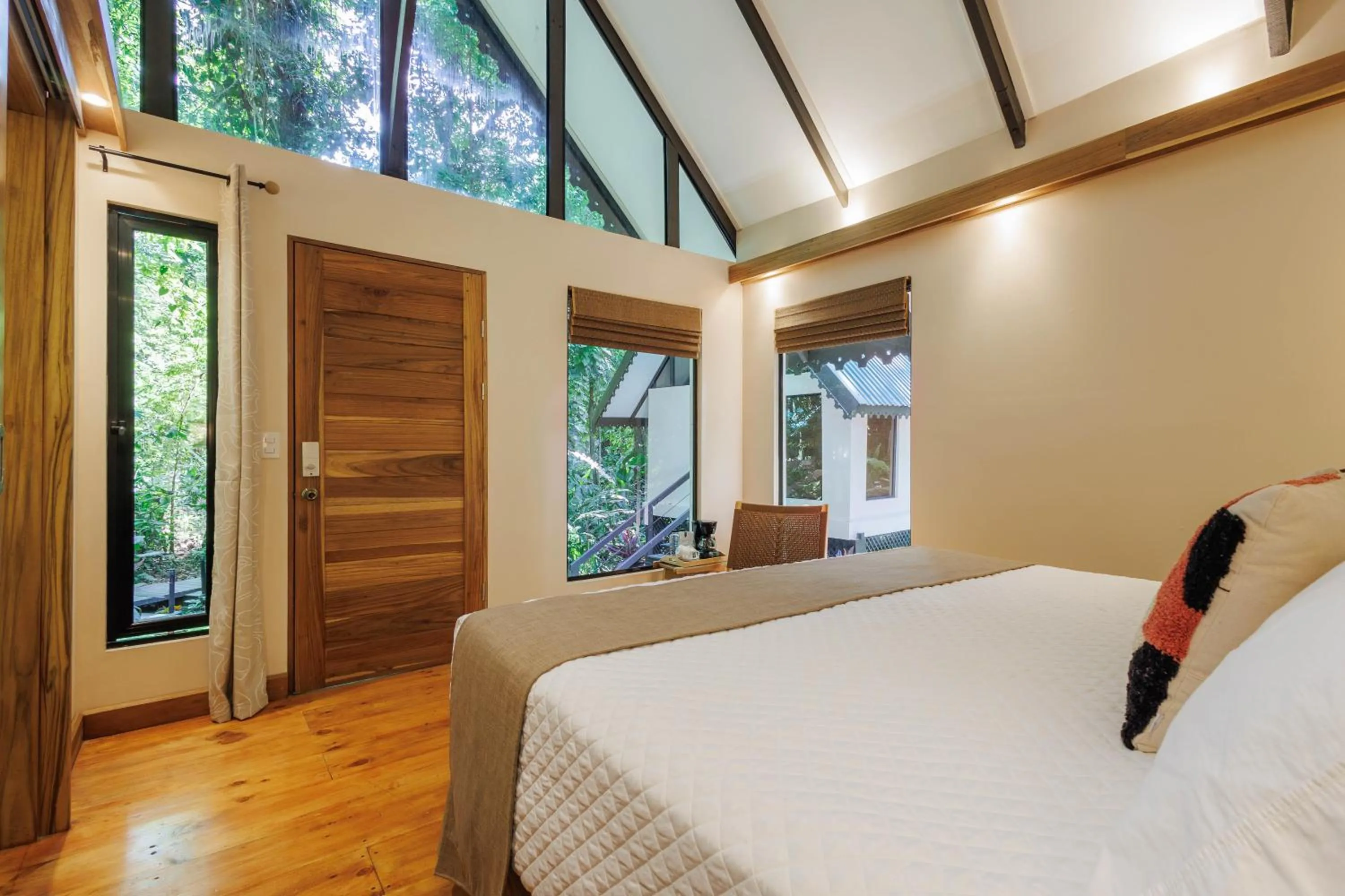 Bed in Almonds & Corals Boutique Hotel