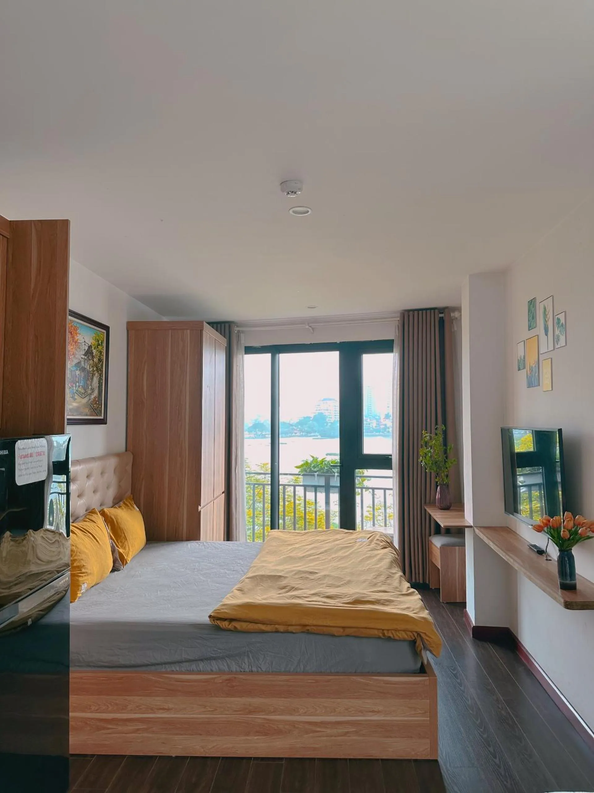 Bed in WINDY LAKEVIEW STUDIO HA NOI