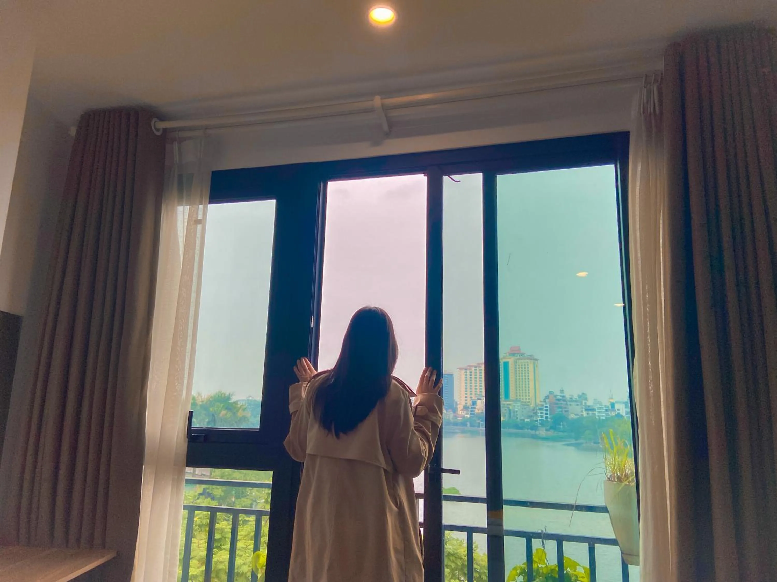 WINDY LAKEVIEW STUDIO HA NOI