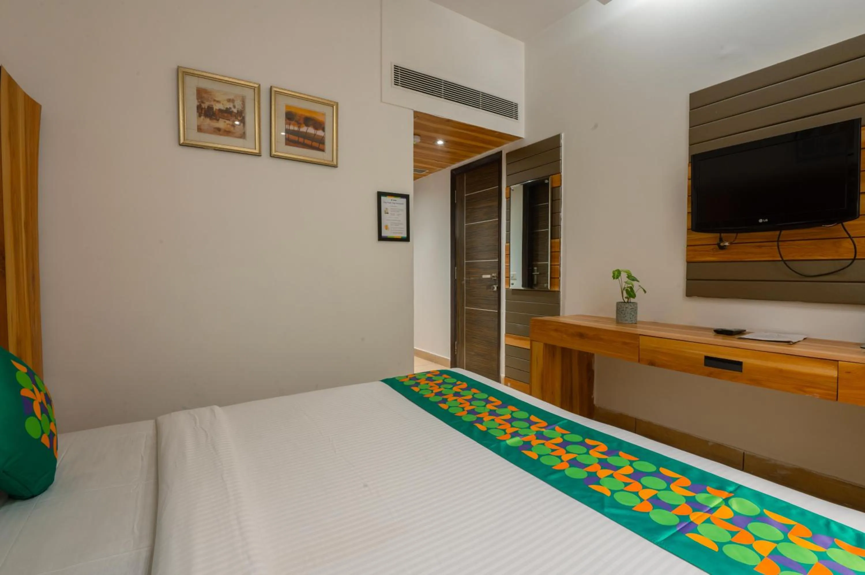 Bedroom, Bed in Treebo Twin Tree