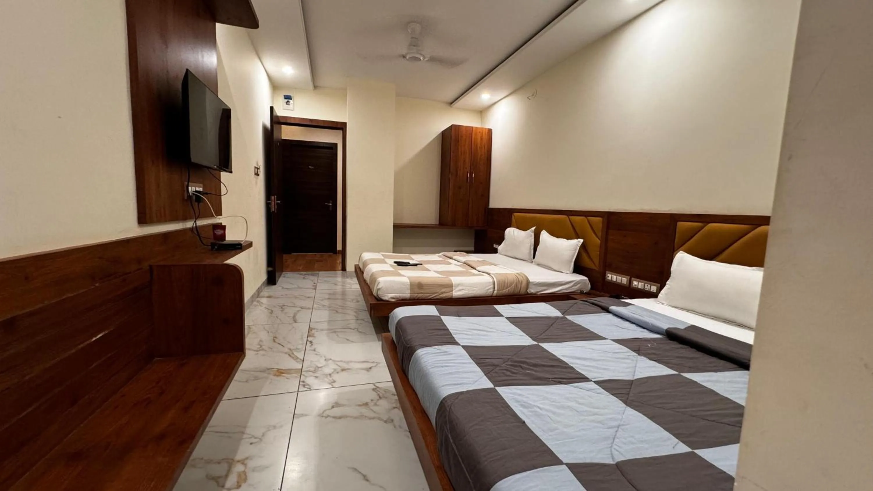 Bed in Hotel PRAKASHAM