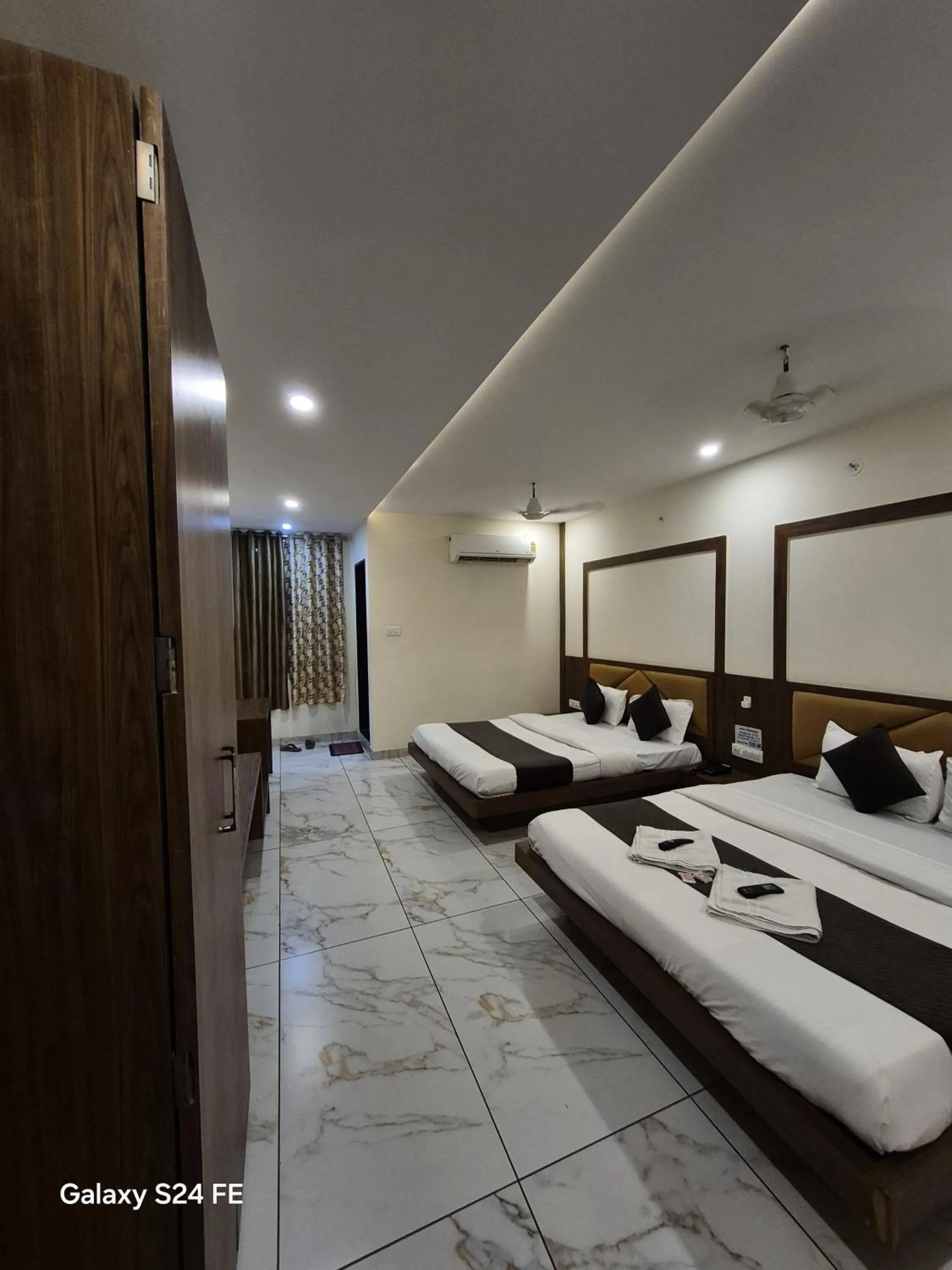 Bed in Hotel PRAKASHAM