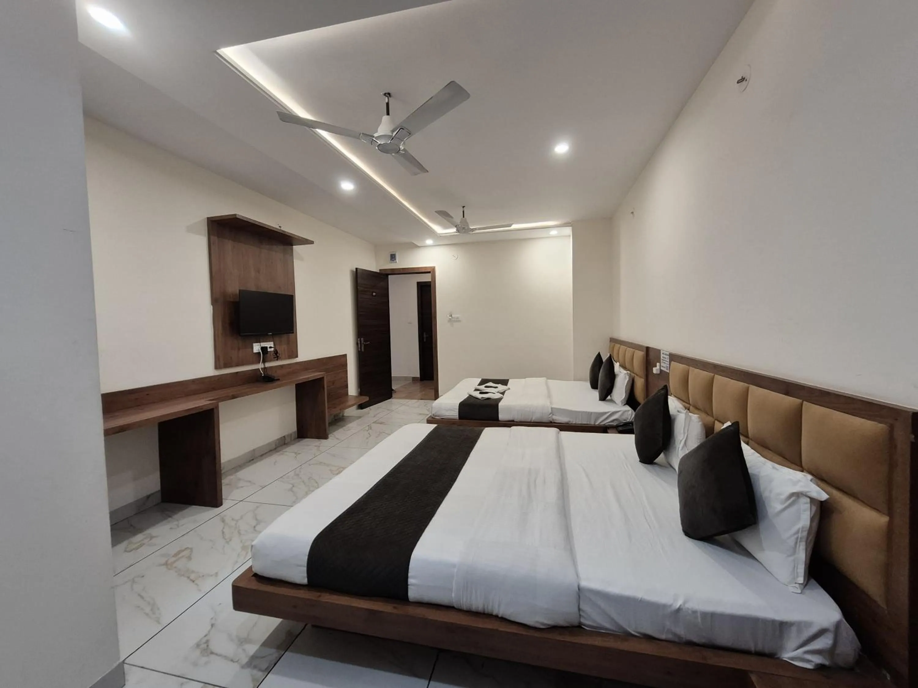 Bed in Hotel PRAKASHAM