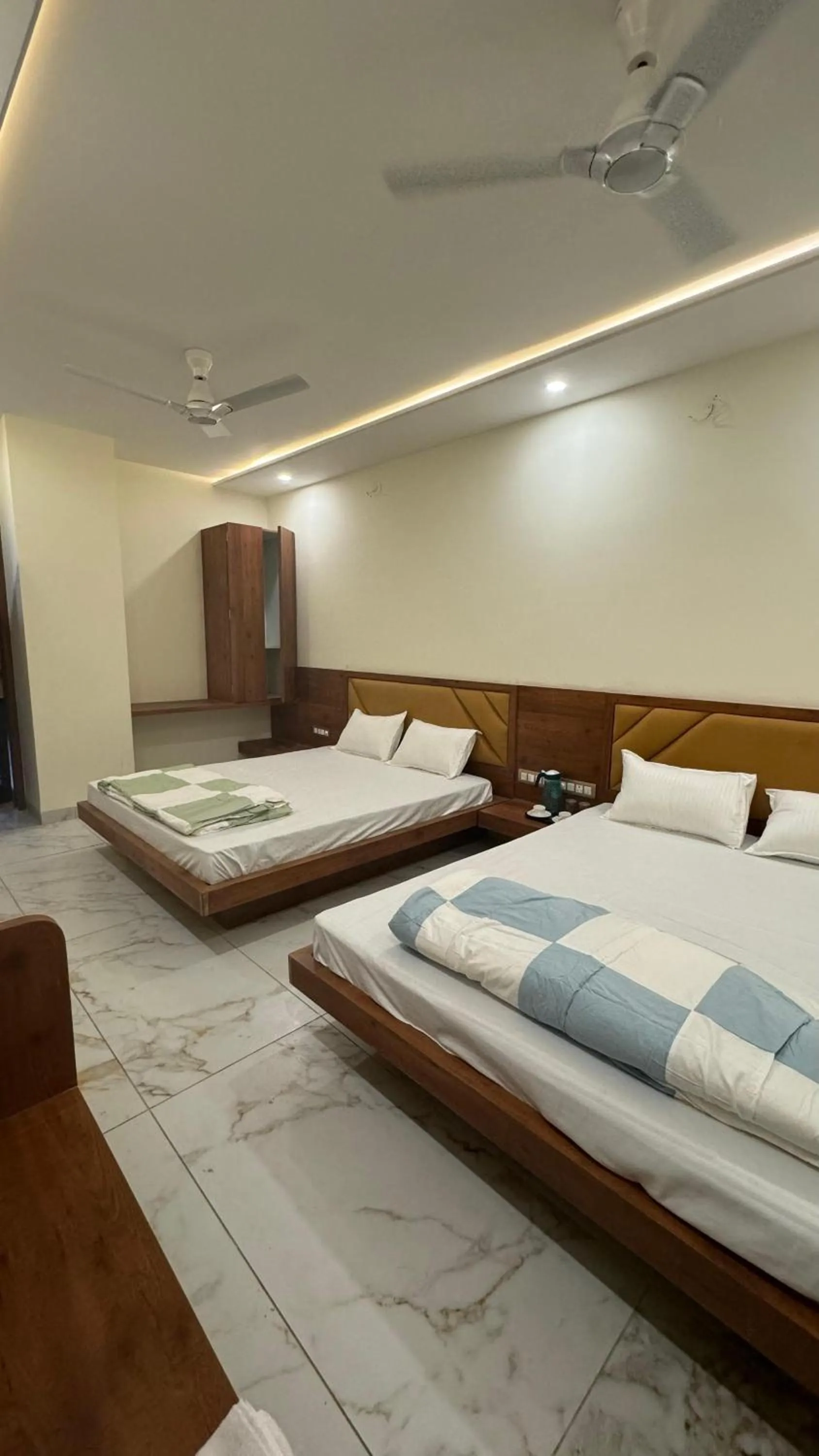 Photo of the whole room, Bed in Hotel PRAKASHAM