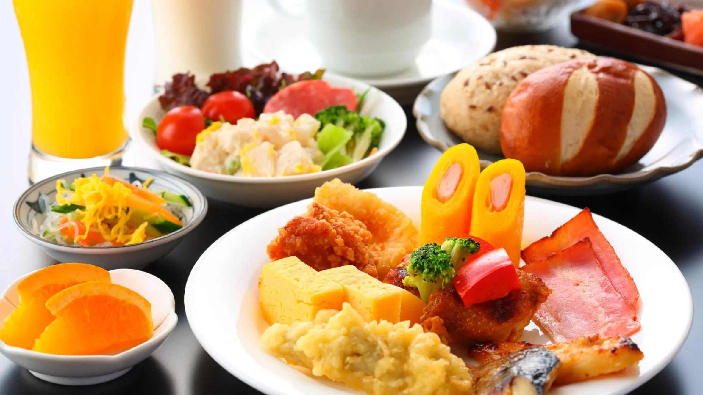 Breakfast in Hotel Route Inn Grand Wakayama Eki Higashiguchi