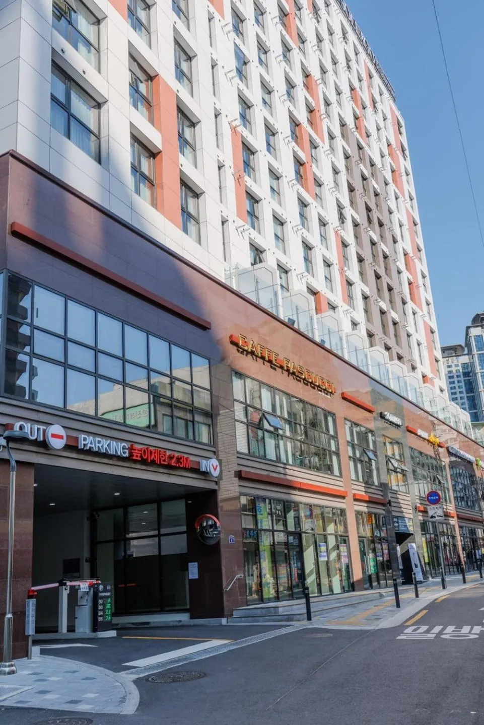 Property building in Wecostay Chungmuro