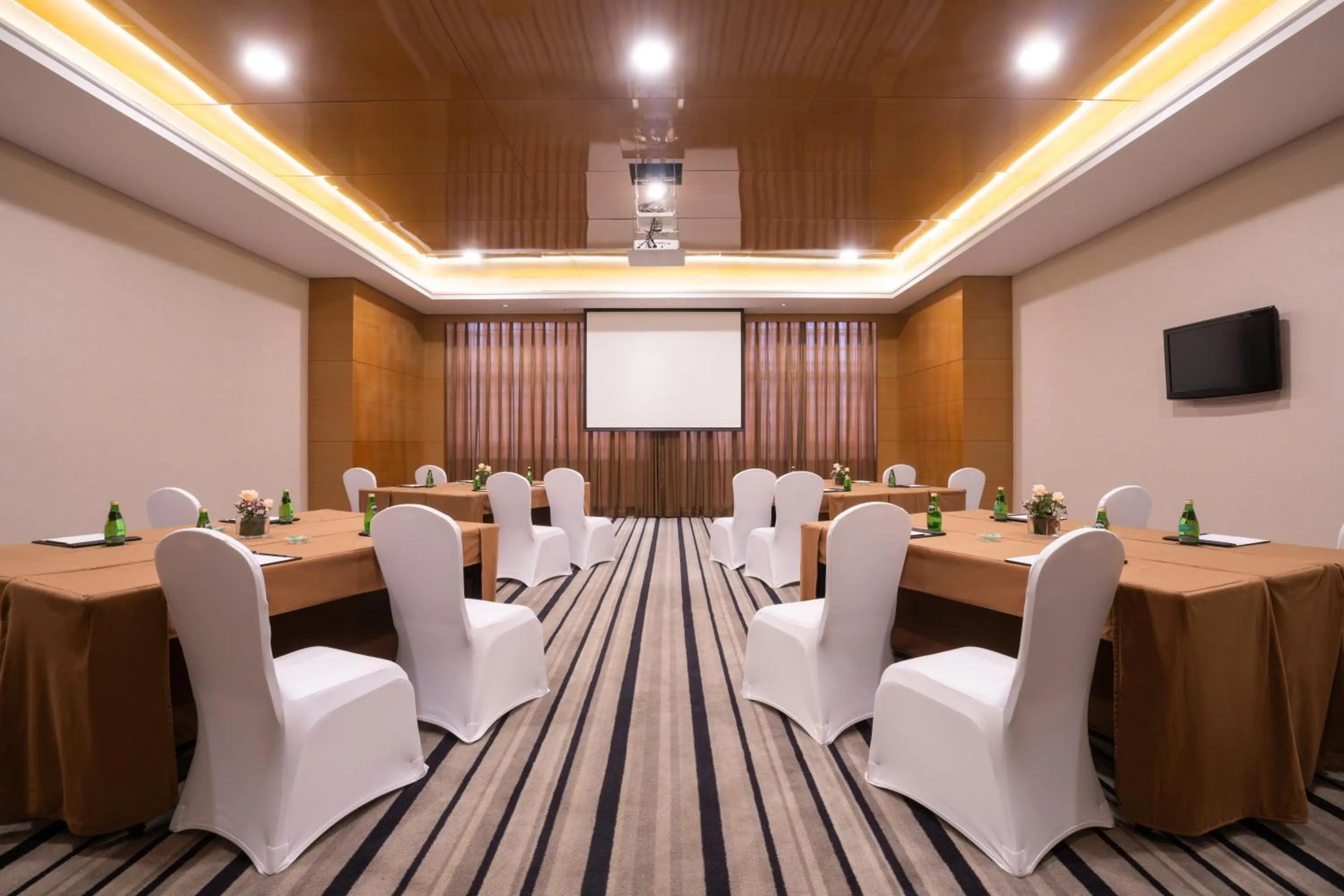 Meeting/conference room in Pullman Foshan Shunde