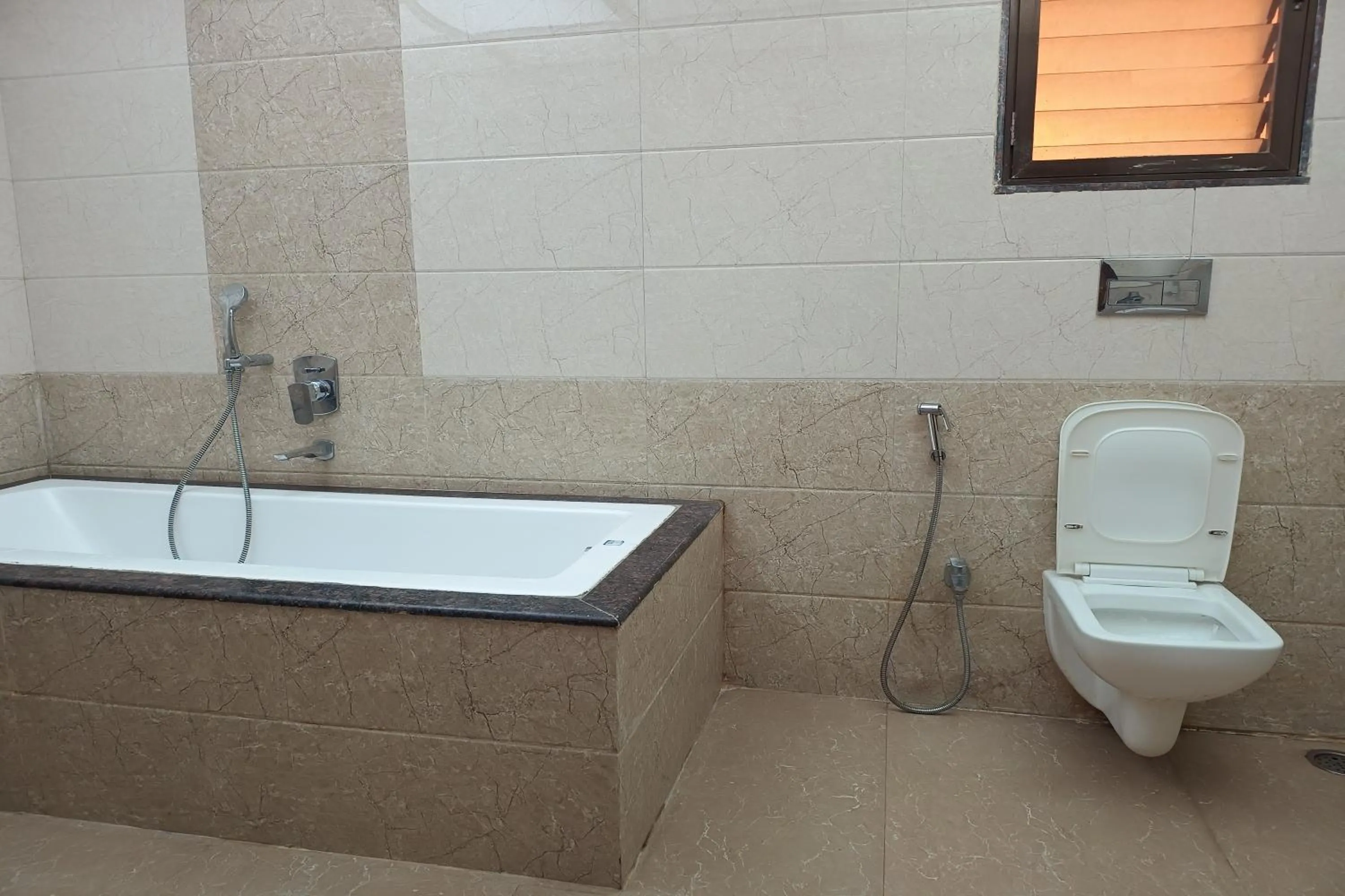 Bathroom in Hotel Apratim Lodging & Boarding