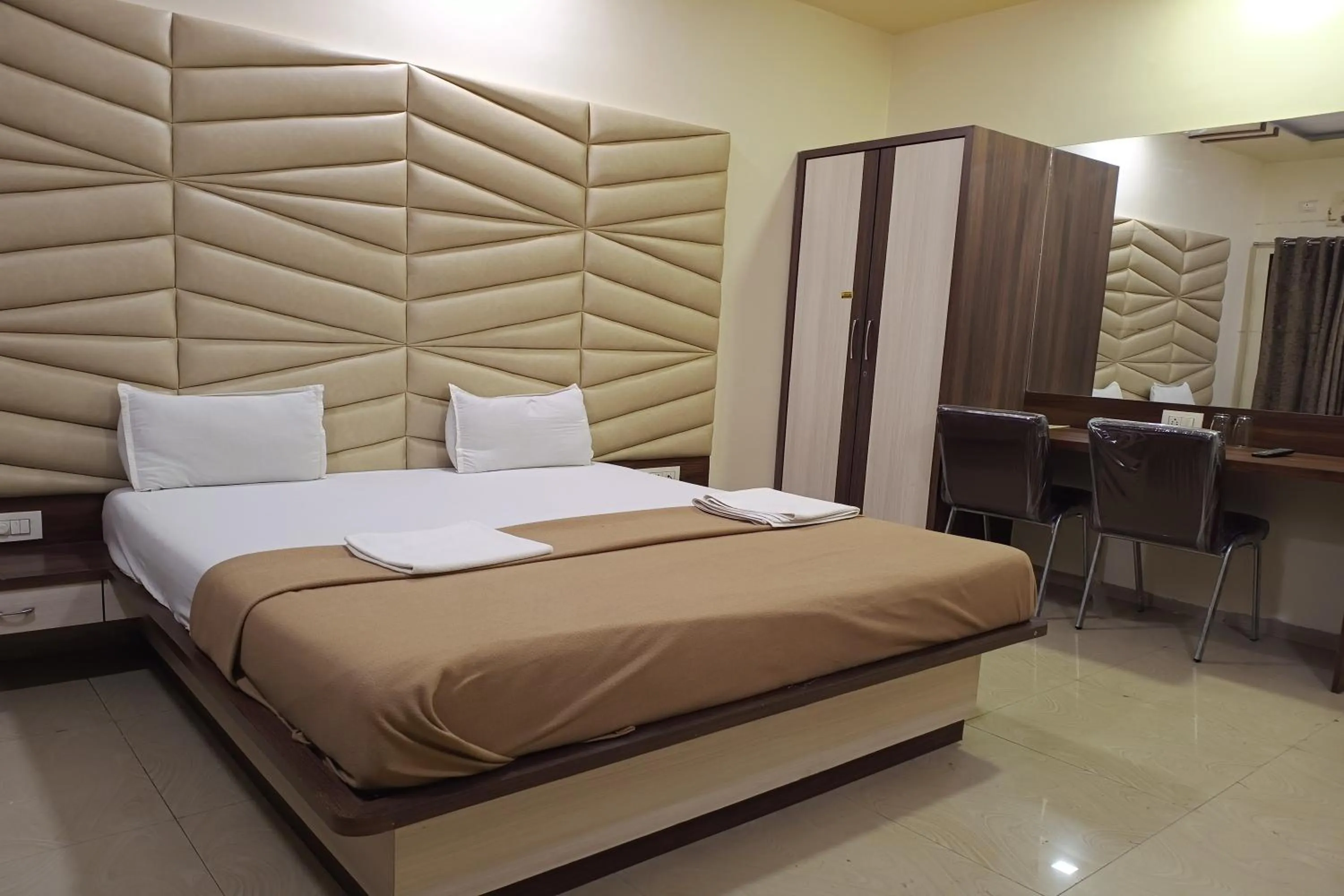 Bedroom, Bed in Hotel Apratim Lodging & Boarding