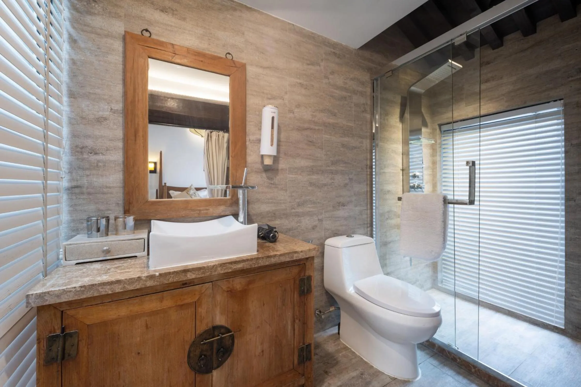 Beijing Le Zai Nan Luo Gu Xiang Wang Fu Jing Forbidden City Courtyard Hotel&Free laundry service&Free coffee &Paid Dumpling experience service