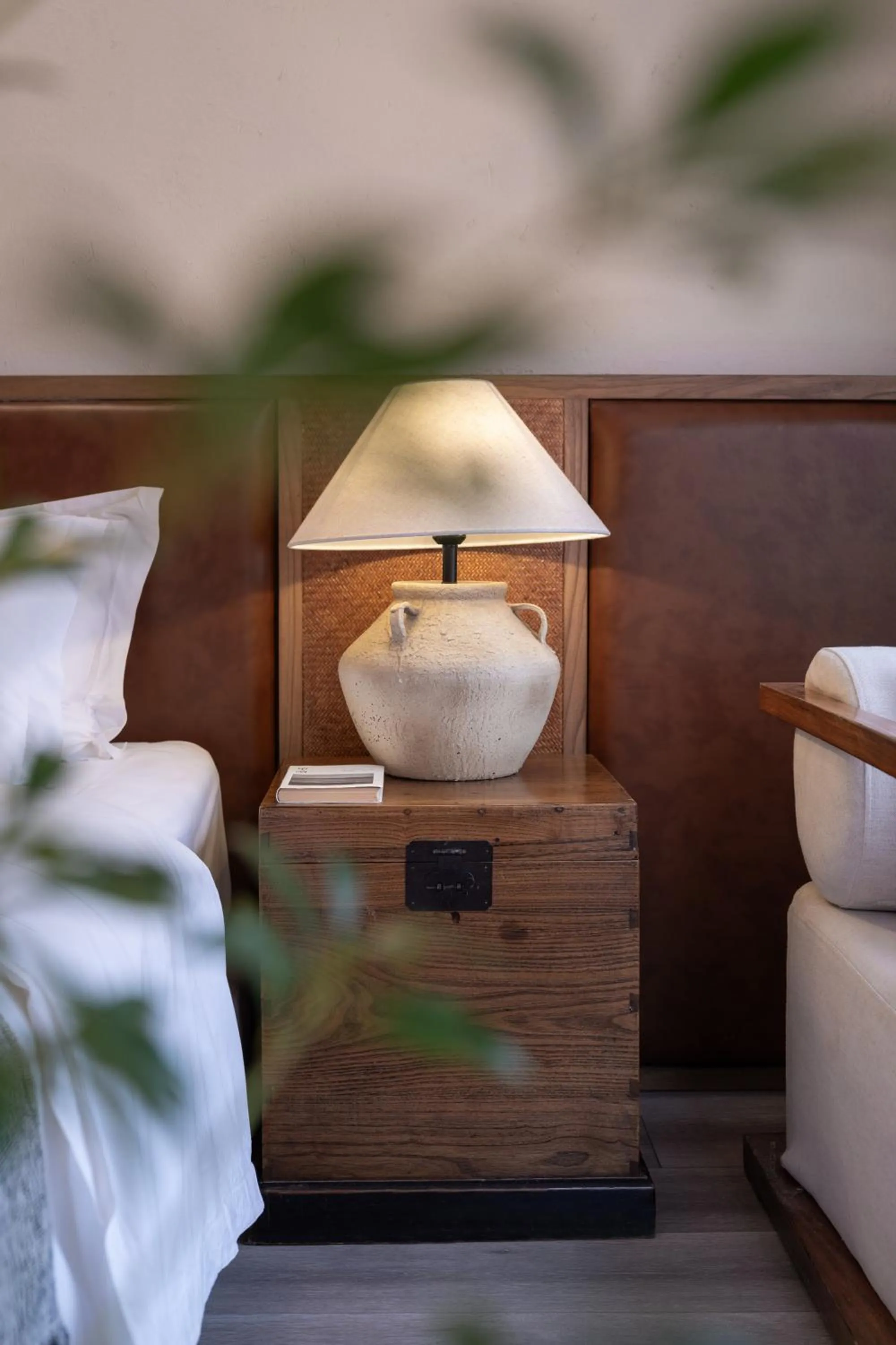 Bed in Beijing Le Zai Nan Luo Gu Xiang Wang Fu Jing Forbidden City Courtyard Hotel&Free laundry service&Free coffee &Paid Dumpling experience service