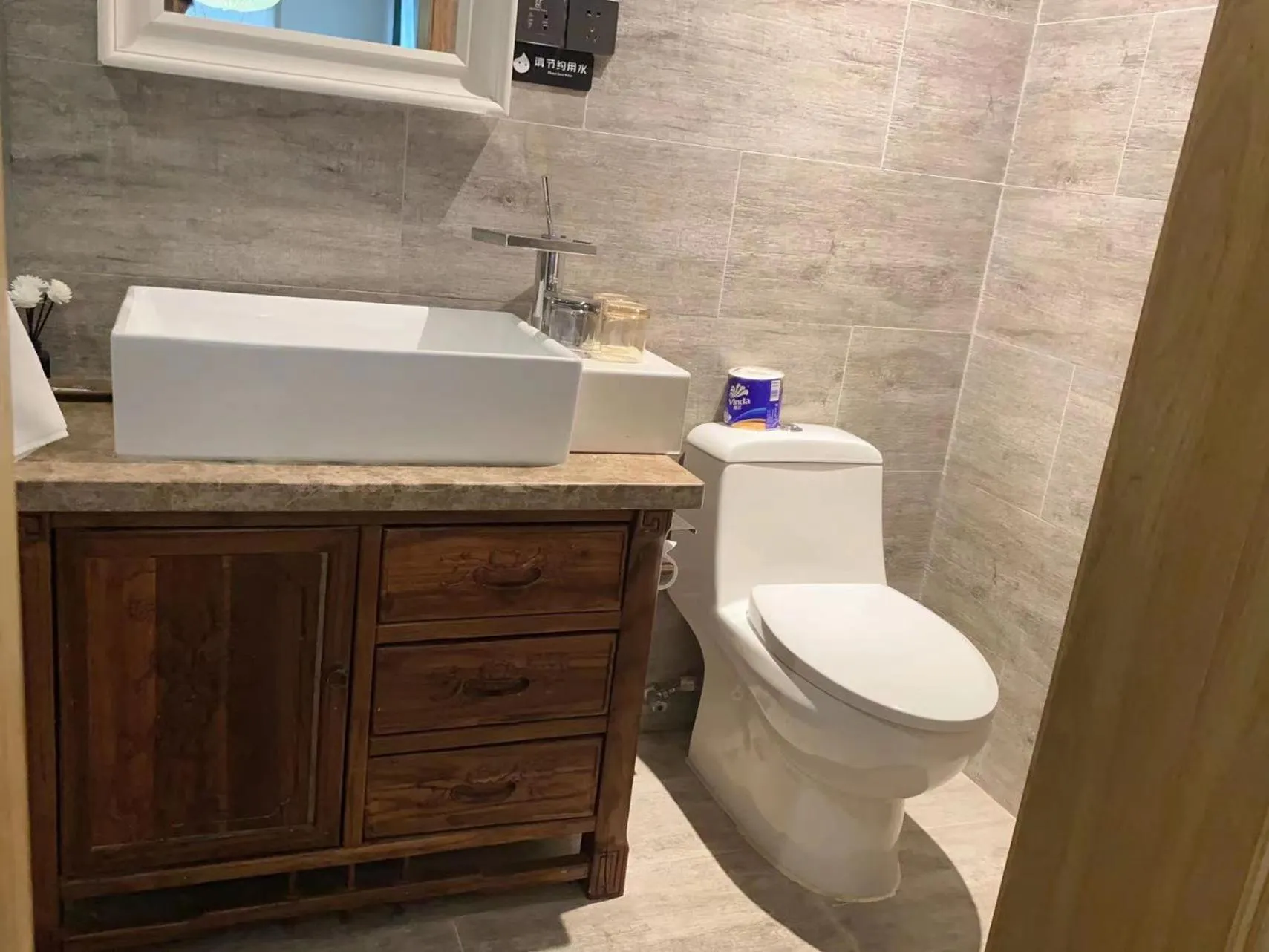 Beijing Le Zai Nan Luo Gu Xiang Wang Fu Jing Forbidden City Courtyard Hotel&Free laundry service&Free coffee &Paid Dumpling experience service