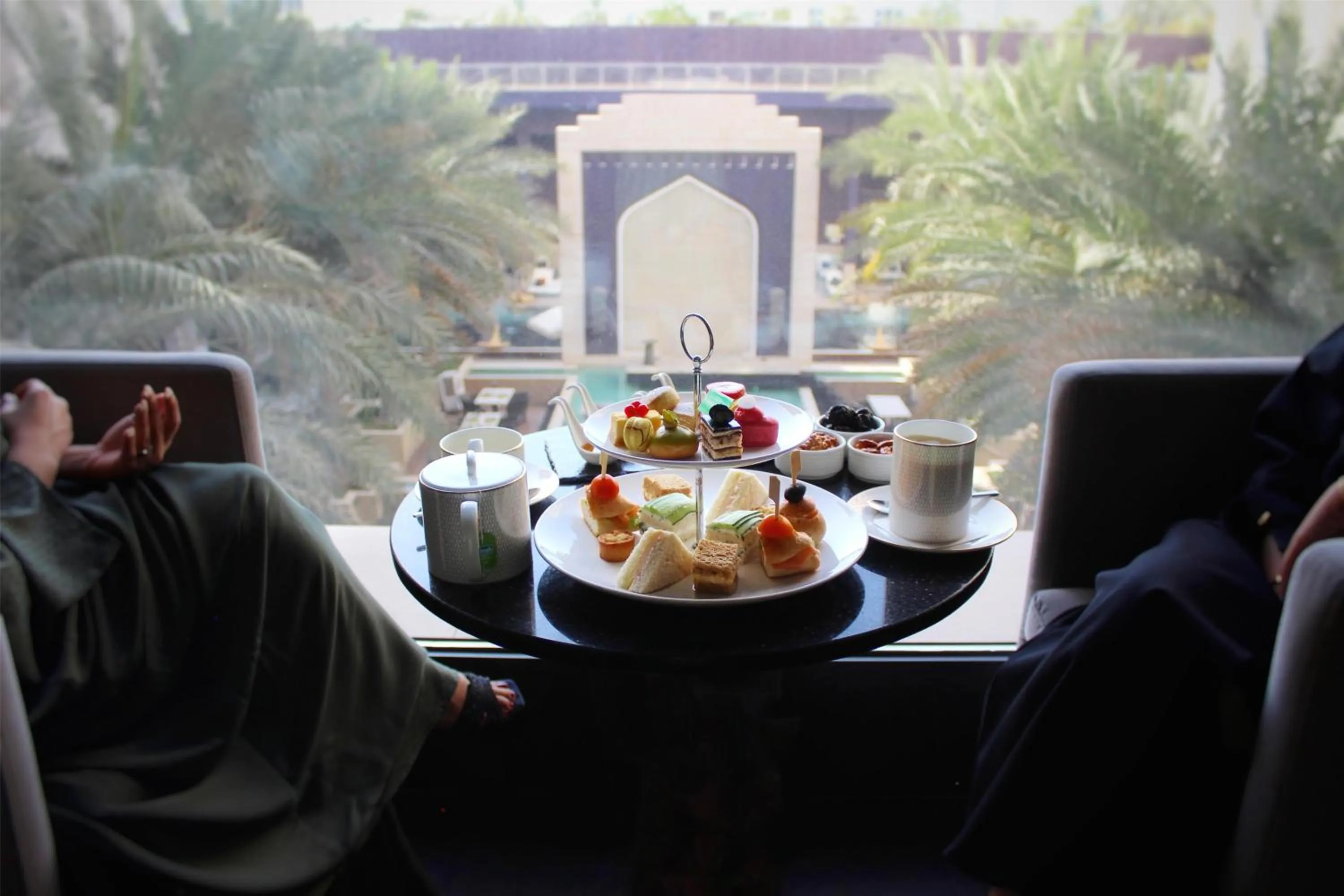 Restaurant/places to eat in Radisson Collection Muscat, Hormuz Grand