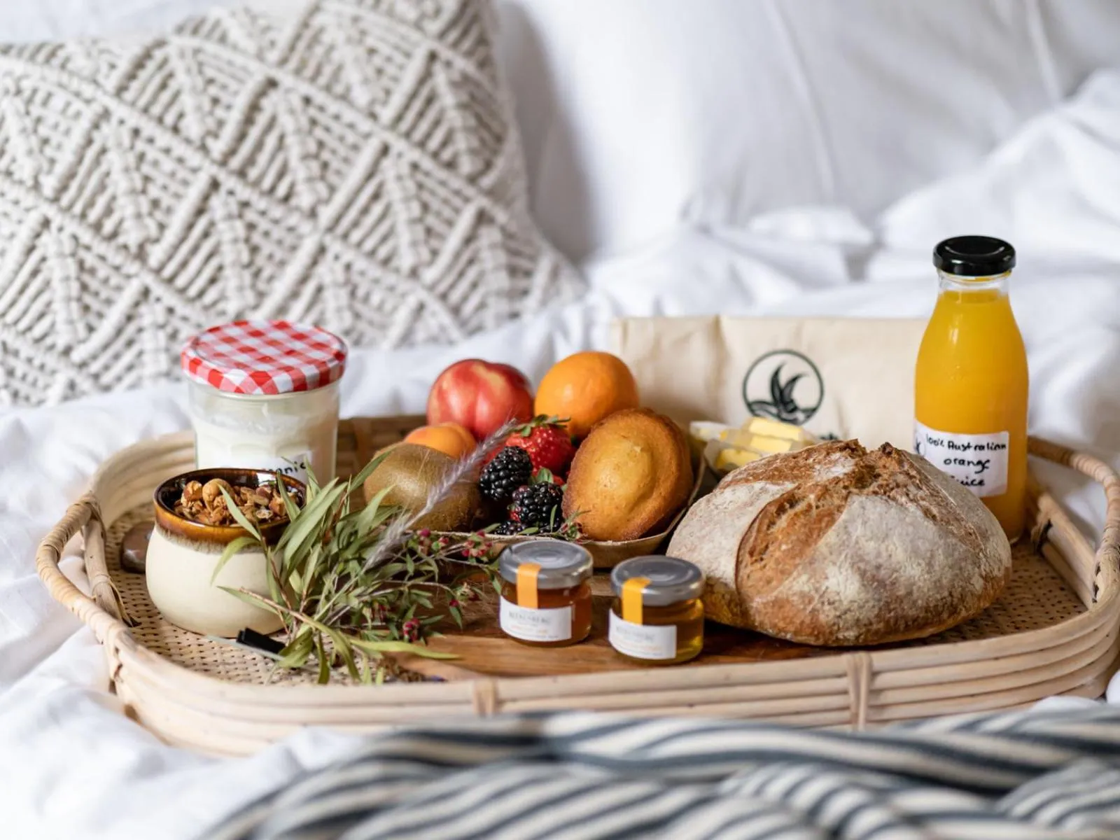 Breakfast in Bay and Bush Jervis Bay - Nature Retreat