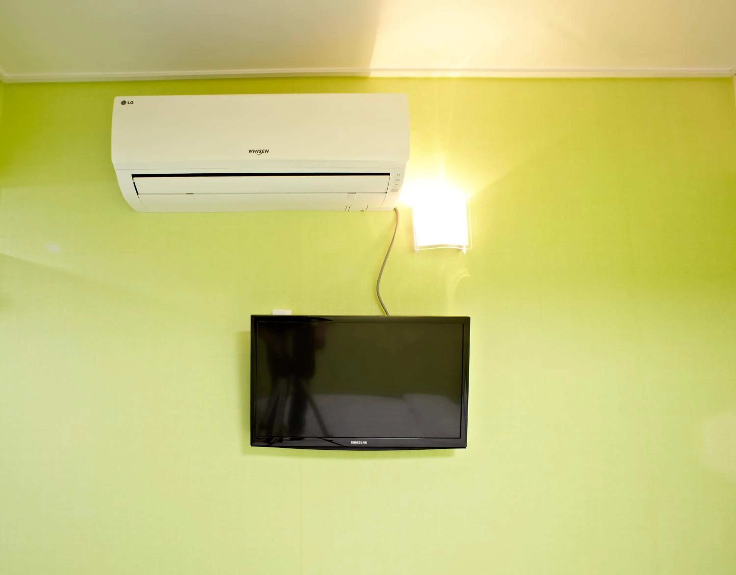 Rainbow Hotel Myeongdong