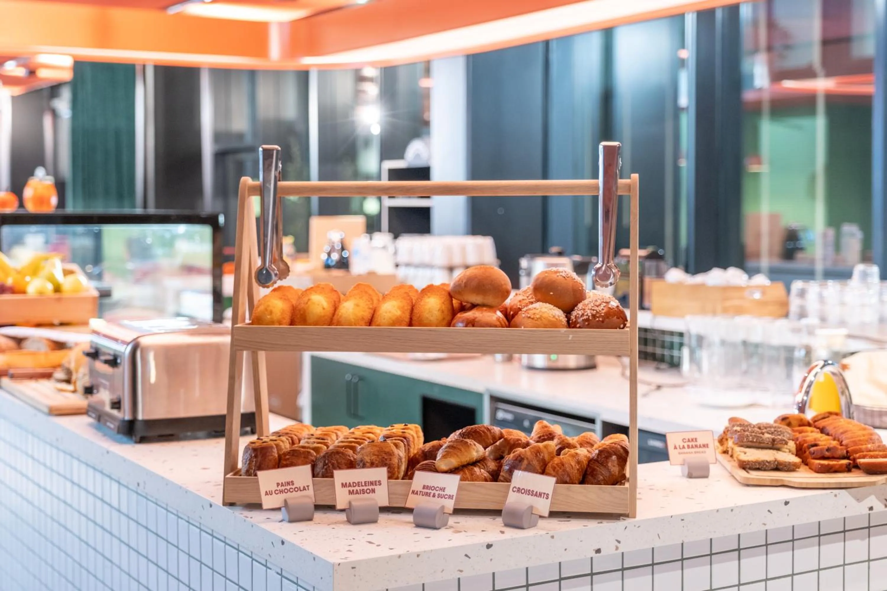 Breakfast in Hife Paris Issy Porte de Versailles