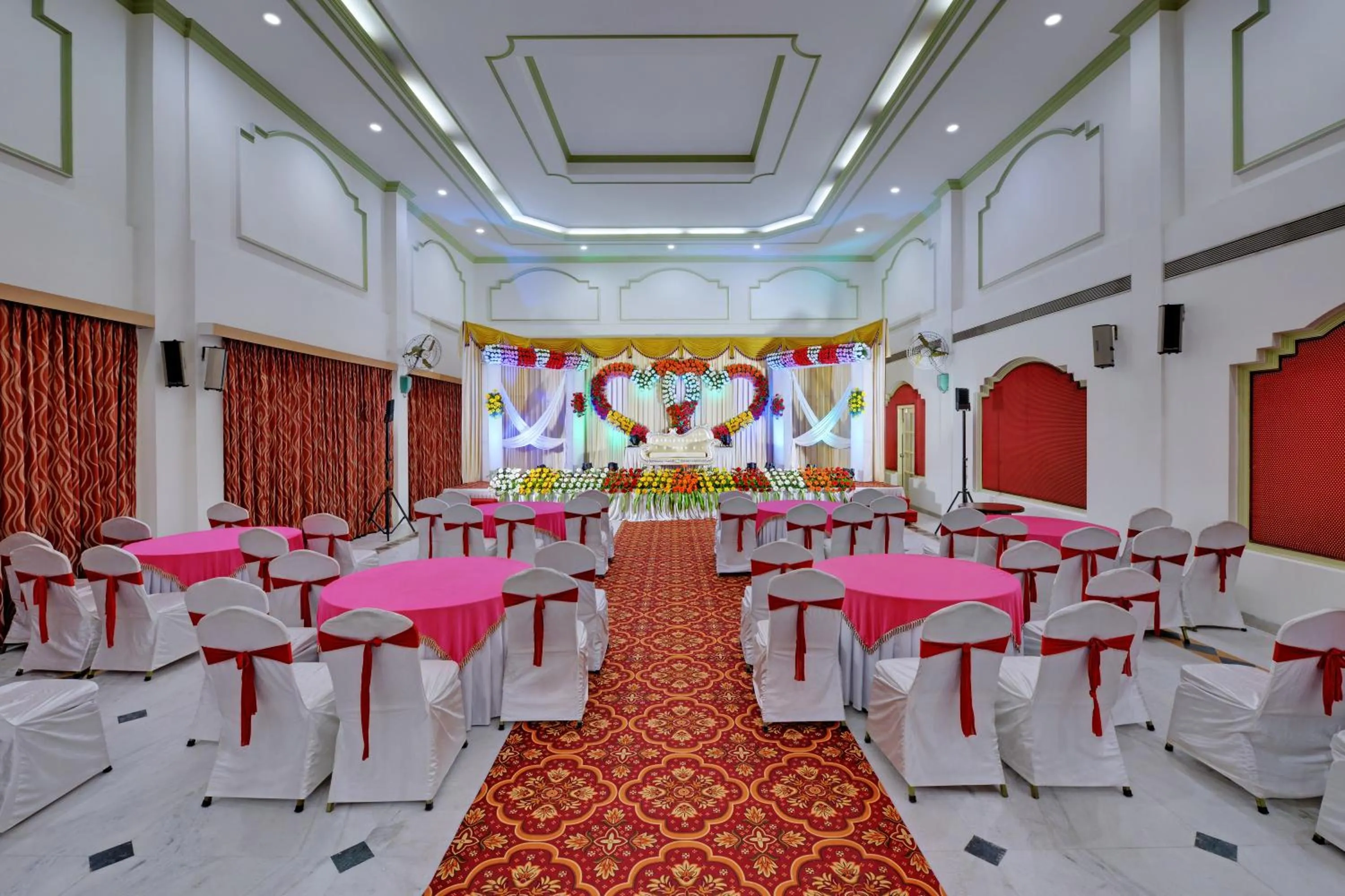 Banquet/Function facilities in SRM Hotel Trichy