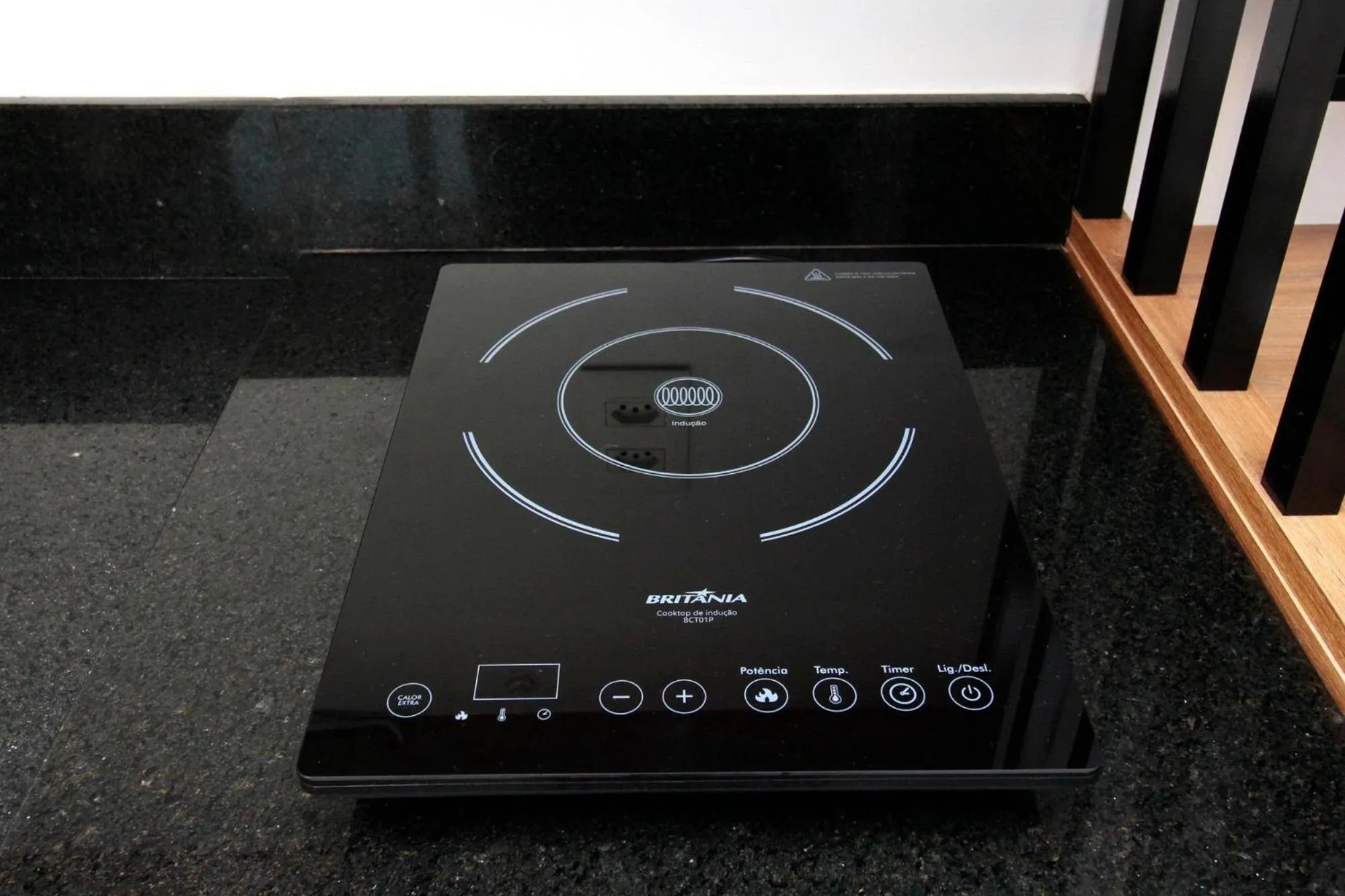 Kitchen or kitchenette in VN Alvorada