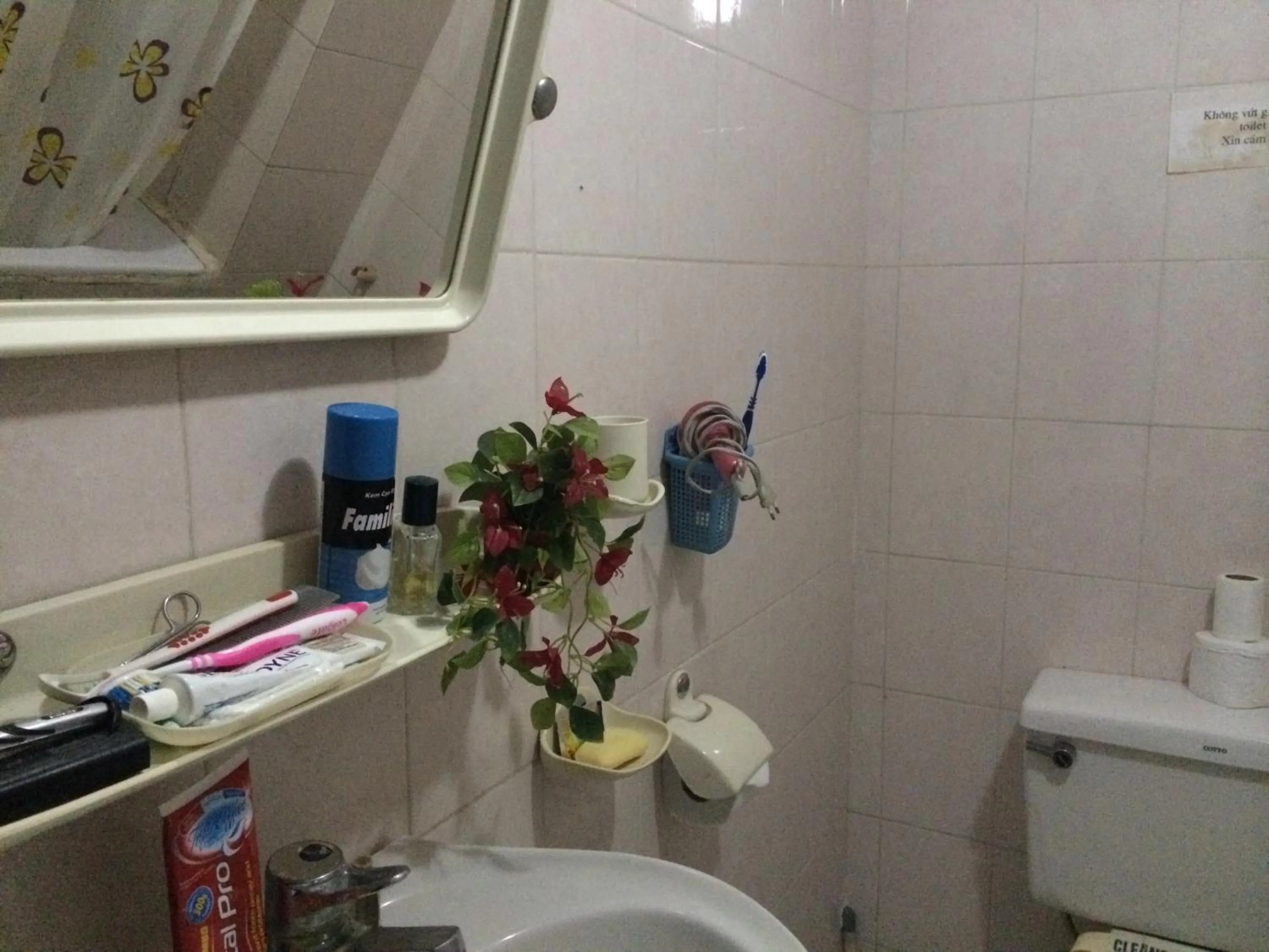 Bathroom in Ngoc Linh Hotel