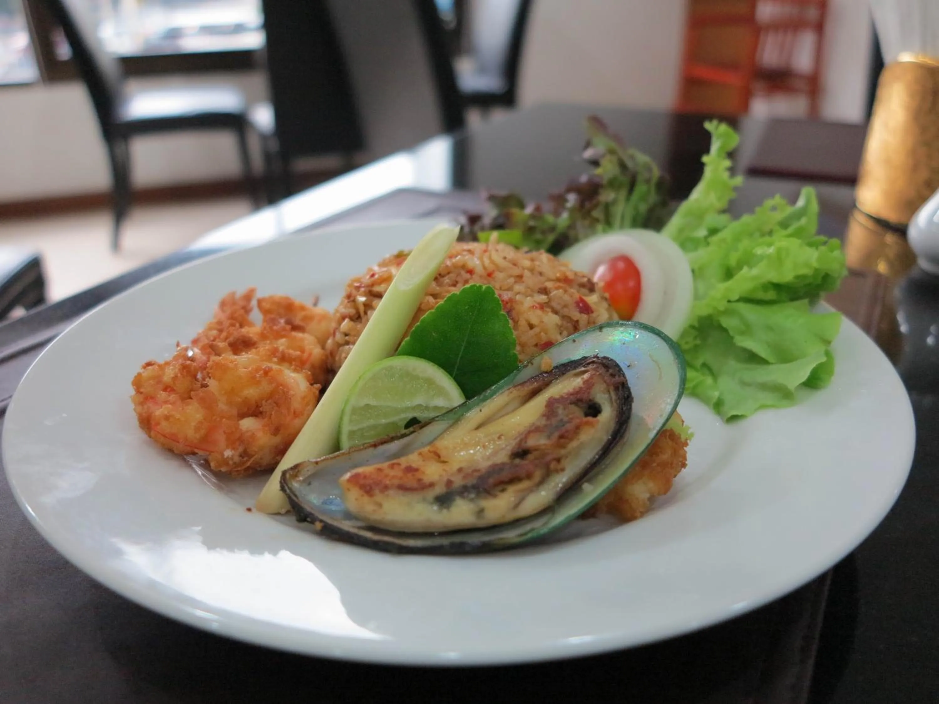 Restaurant/places to eat in The Grand Sathorn