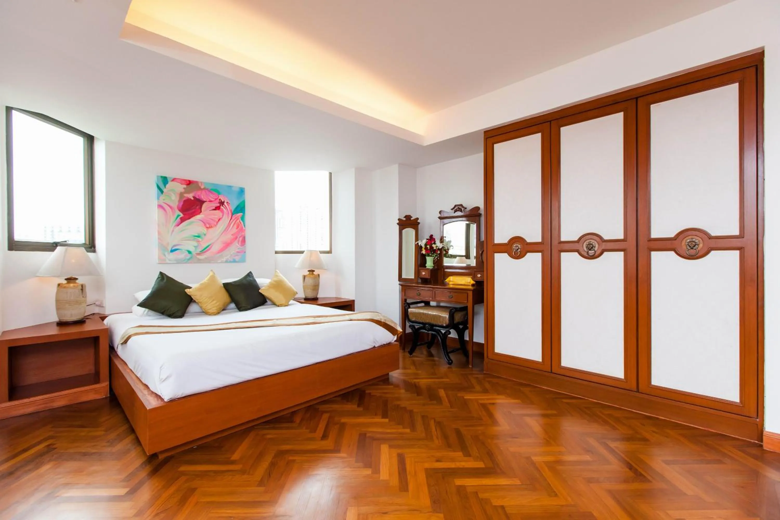 Day, Bed in The Grand Sathorn