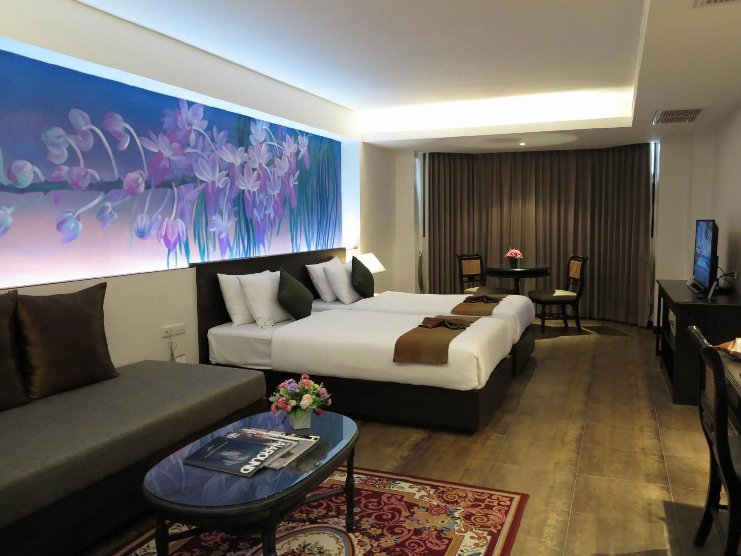 Photo of the whole room, Bed in The Grand Sathorn