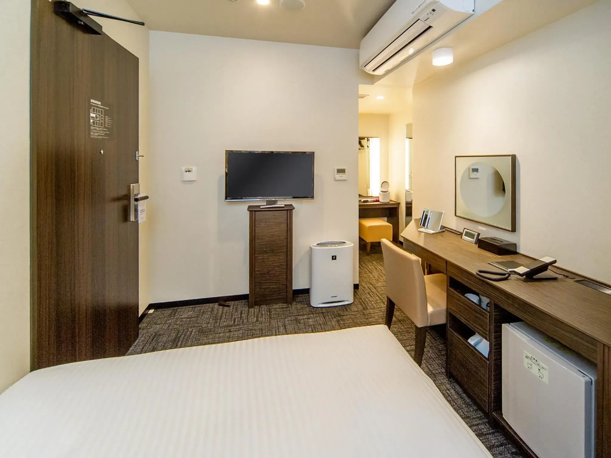 Comfort Double Room - single occupancy - Non-Smoking in Sotetsu Fresa Inn Ochanomizu Jimbocho Comfort Double Room - single occupancy - Non-Smoking in Sotetsu Fresa Inn Ochanomizu Jimbocho