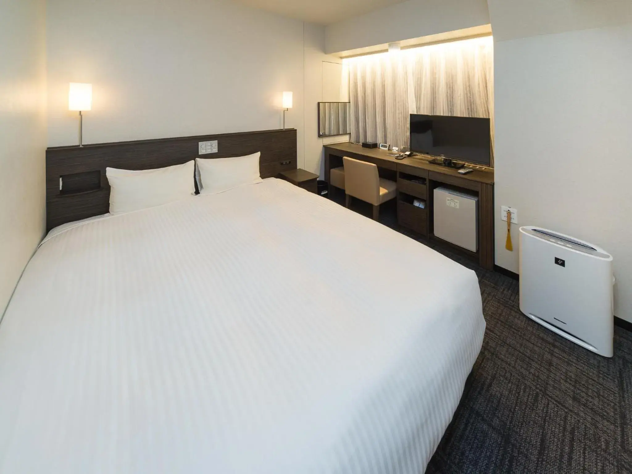 Deluxe Double Room - Non-Smoking in Sotetsu Fresa Inn Ochanomizu Jimbocho Deluxe Double Room - Non-Smoking in Sotetsu Fresa Inn Ochanomizu Jimbocho