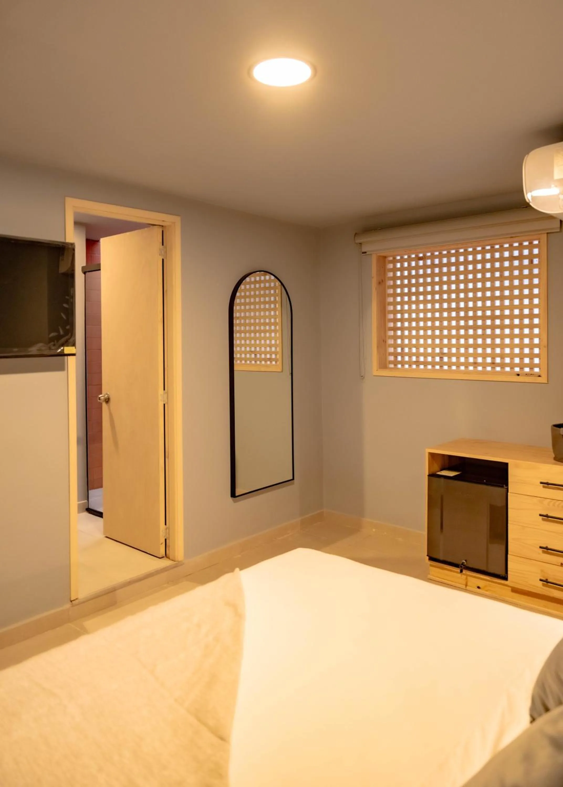 Photo of the whole room, Bed in Leviu by Bernalo Hotels